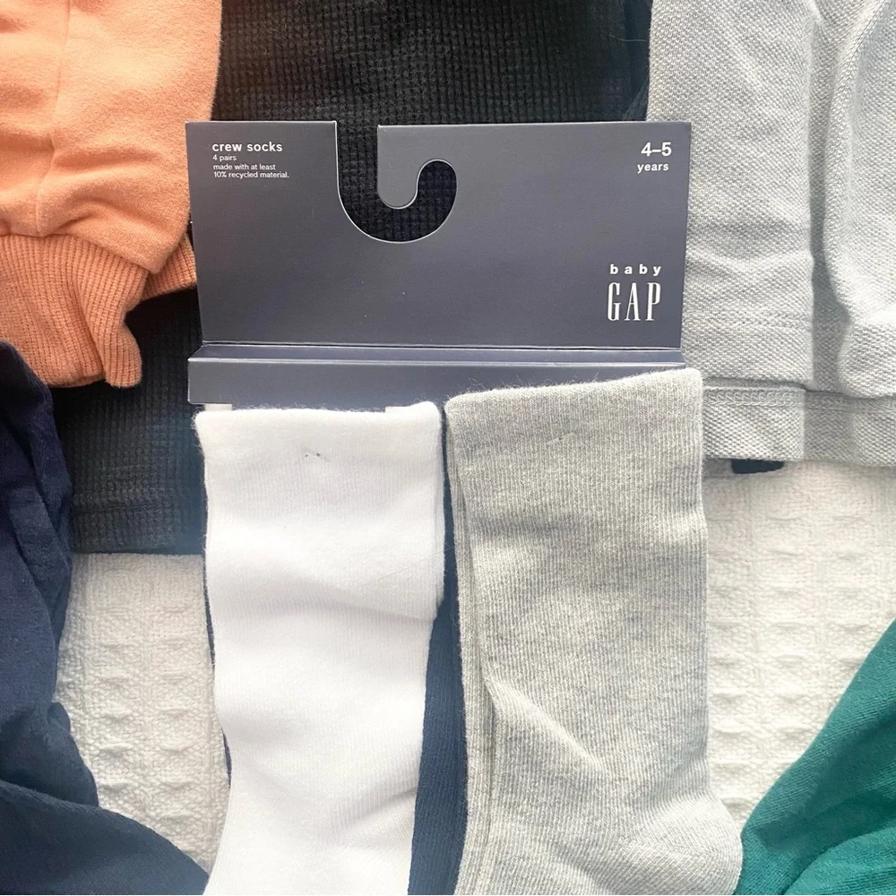Kids size 4-5 clothing bundle GAP Old Navy Cat & Jack Miles the Label
